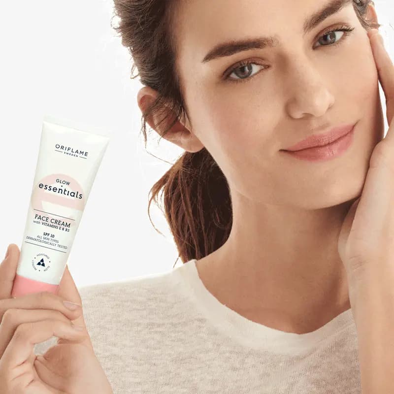 Crema Facial Aclaradora con Vitaminas E & B3